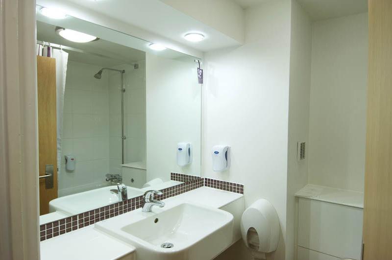Premier Inn Premier Inn Stockport Central Extérieur photo